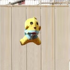 Meet your Posher, Elia